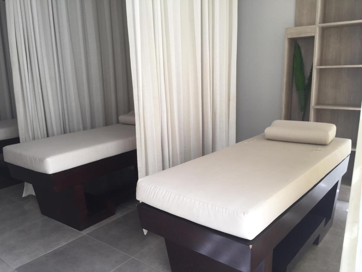 Mactan Newtown Condo Lapu-Lapu City Exterior photo